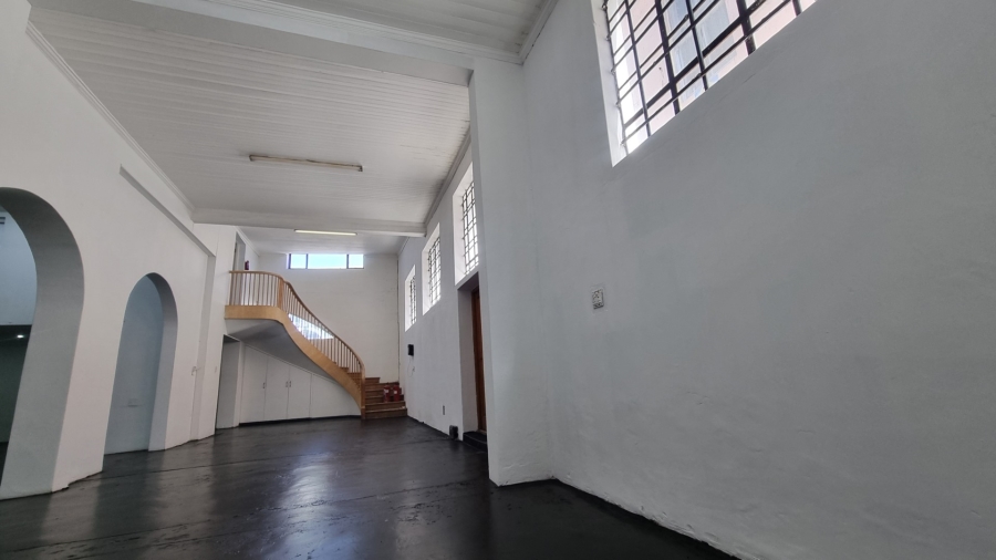 To Let Commercial Property for Rent in Woodstock Western Cape